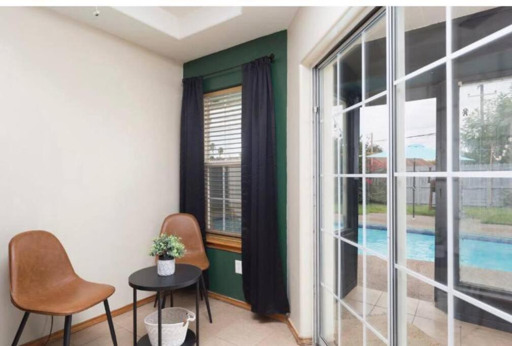Mcallen 4Br With Pool, Shopping & More Exterior photo